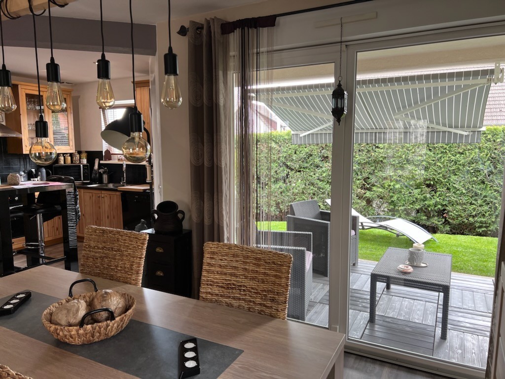 Haguenau, maison 5 pièces, 100m2 de style contemporain Haguenau, maison 5 pièces, 100m2 de style contemporain