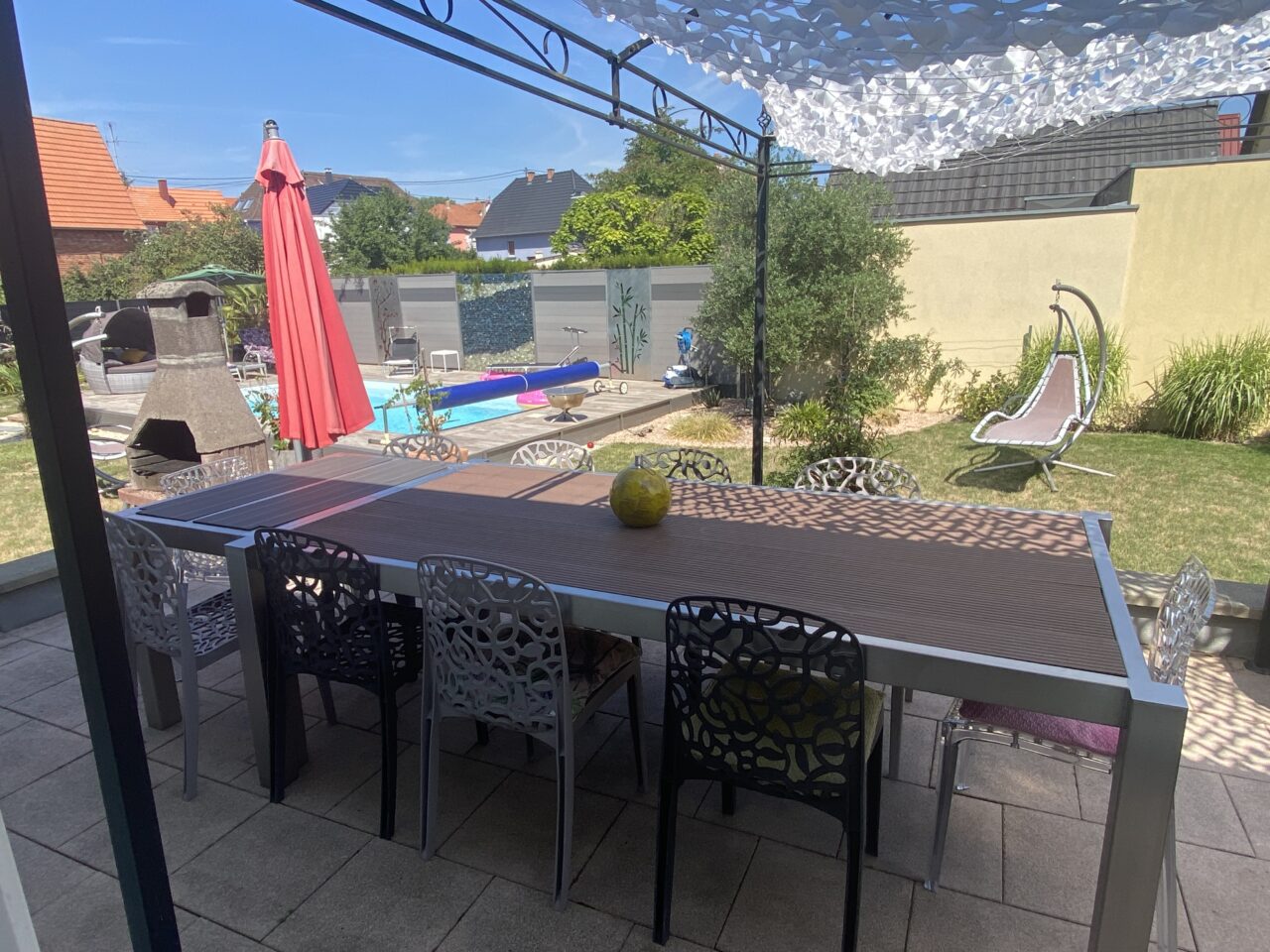 Mertzwiller belle maison 130m2 avec dépendance et piscine sur 9,34 ares. Vidéo disponible Mertzwiller belle maison 130m2 avec dépendance et piscine sur 9,34 ares. Vidéo disponible