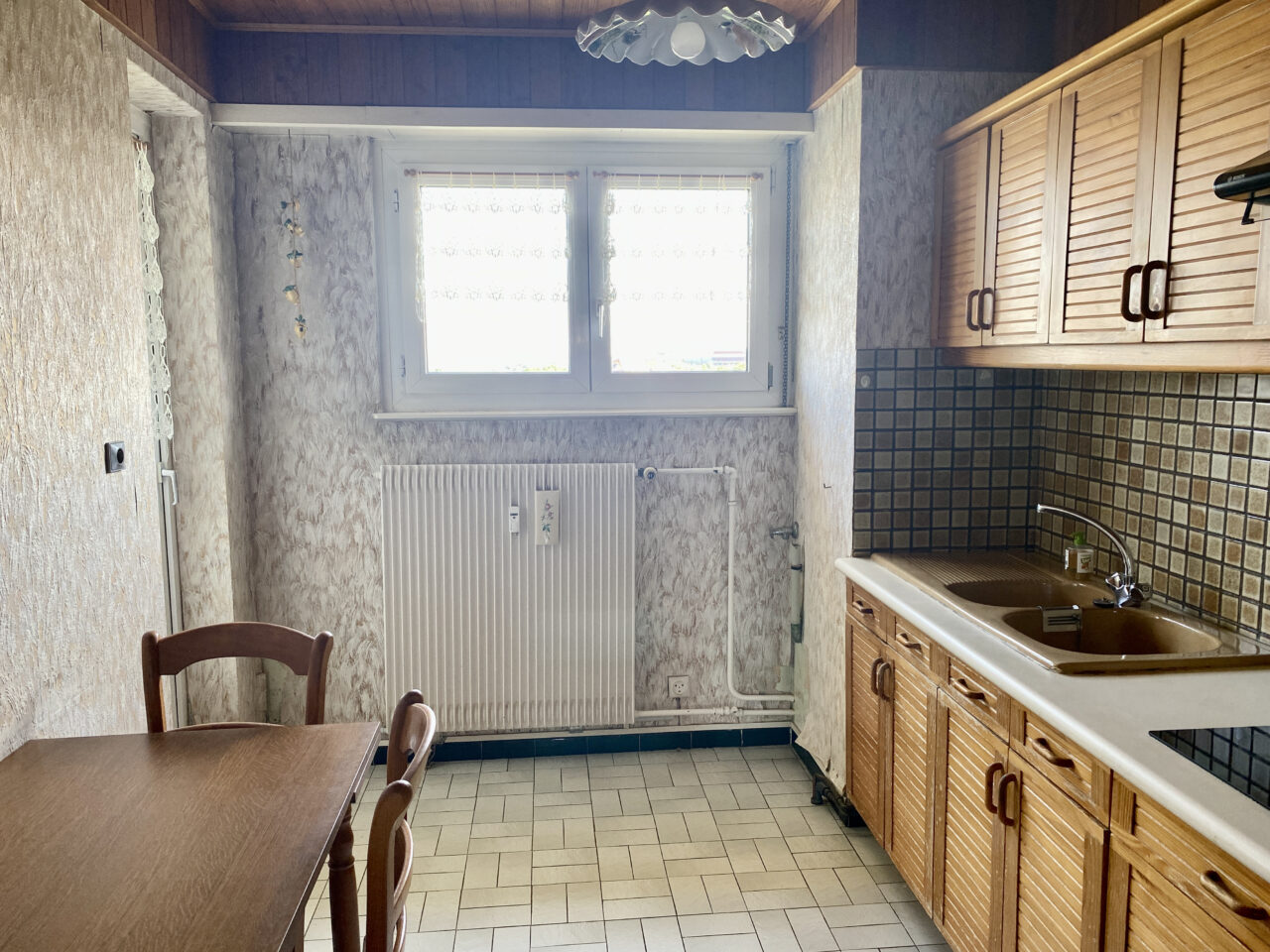 Saverne grand F3 de 84m2, balcon, garage, cave.