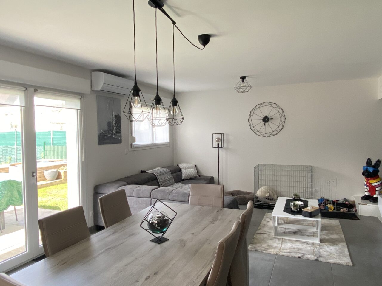 Haguenau très beau rez de jardin, 3pc, garage, parking. Vidéo