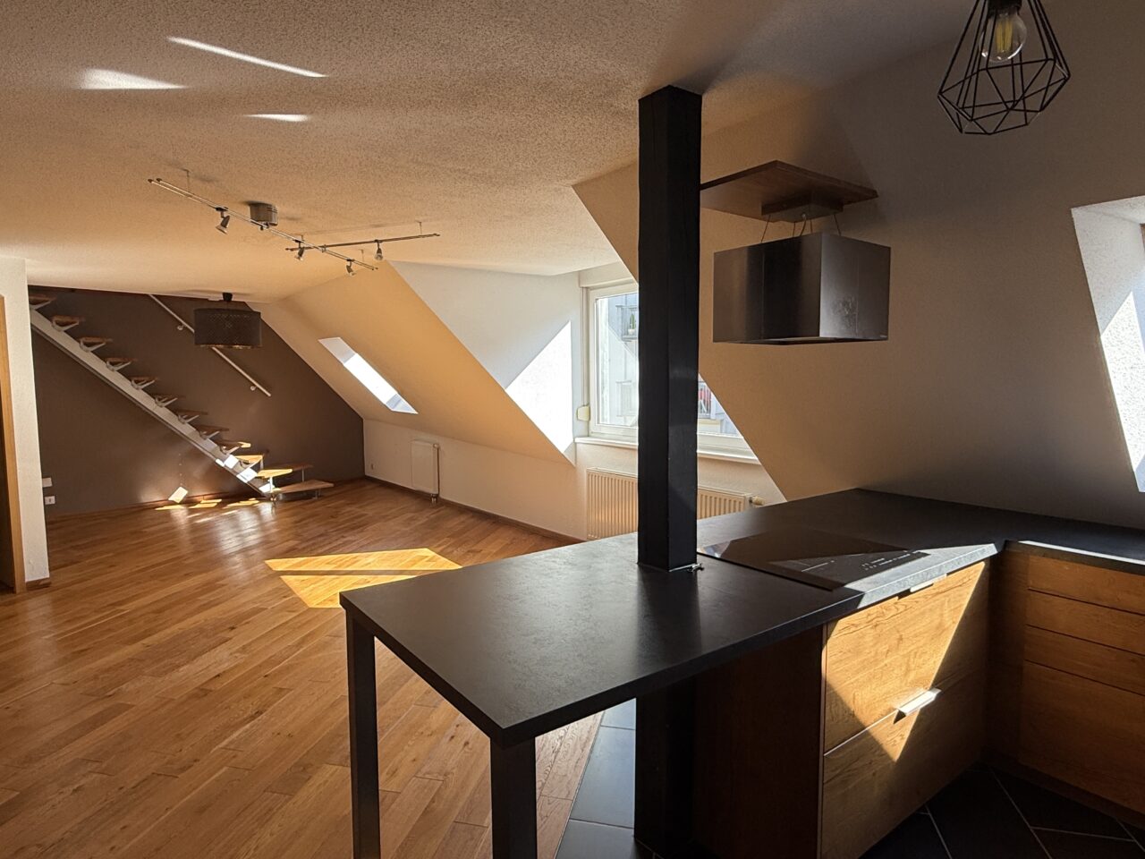 Haguenau, beau duplex 5 pièces, proche place de Neubourg