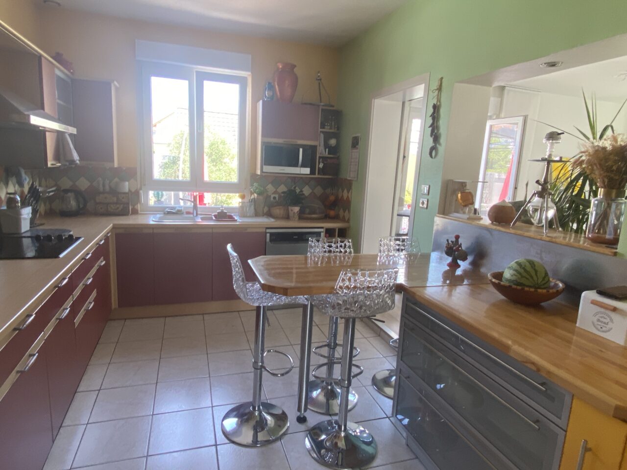 Mertzwiller belle maison 130m2 avec dépendance et piscine sur 9,34 ares. Vidéo disponible Mertzwiller belle maison 130m2 avec dépendance et piscine sur 9,34 ares. Vidéo disponible