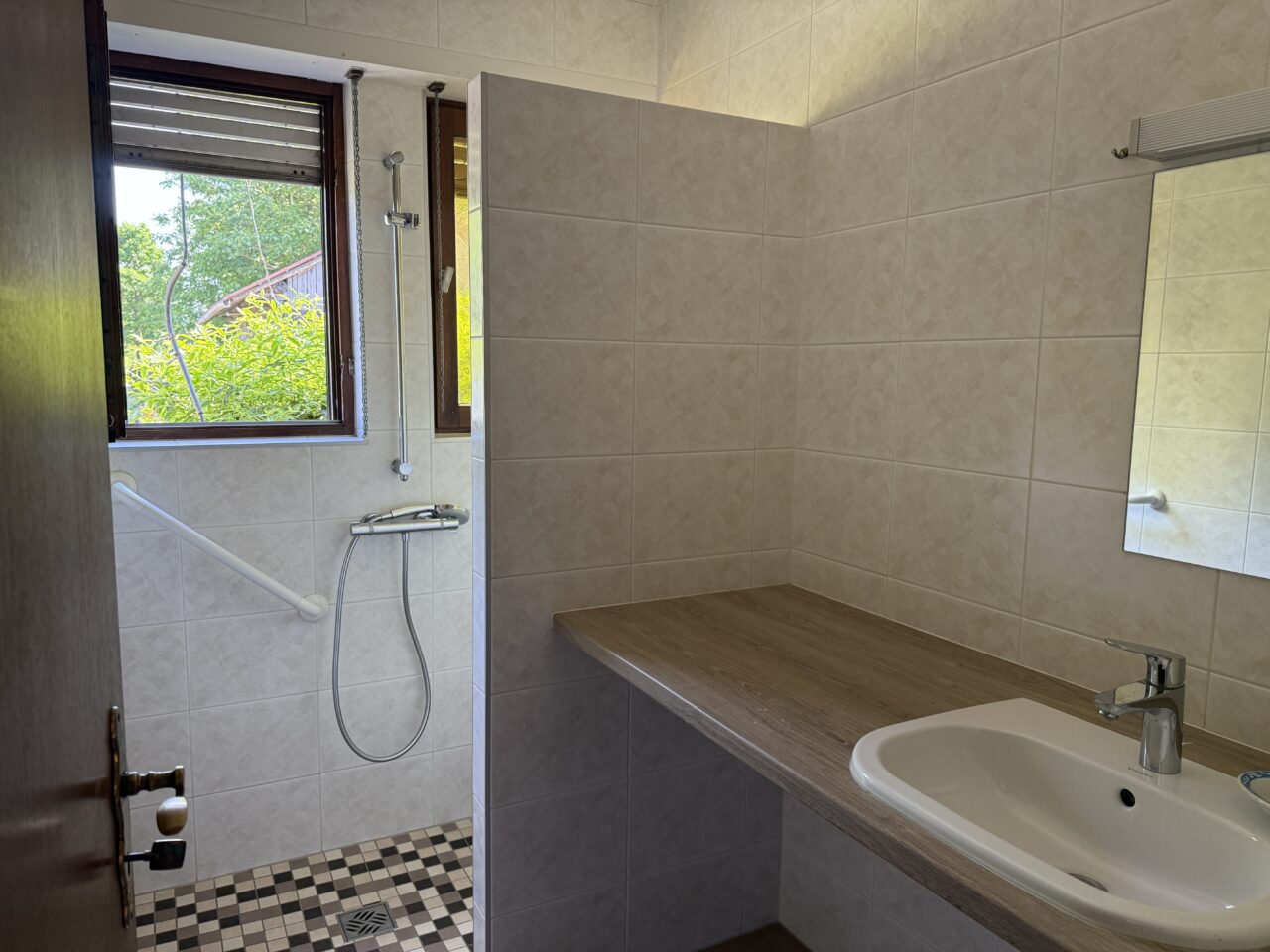 Betschdorf maison familiale 205m2 sur 16 ares