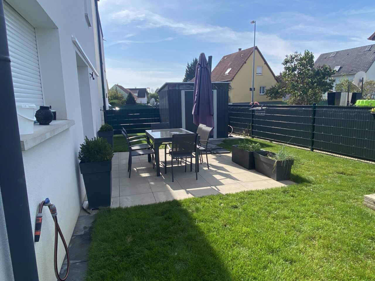 Haguenau très beau rez de jardin, 3pc, garage, parking. Vidéo