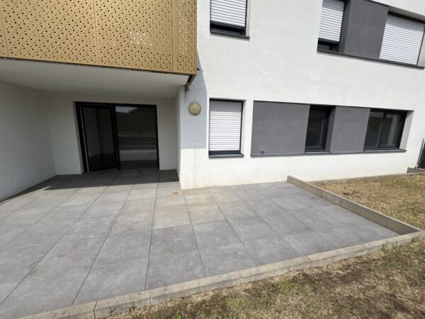 Haguenau - Beau rez de jardin 3 pièces avec garage. Coup de coeur.