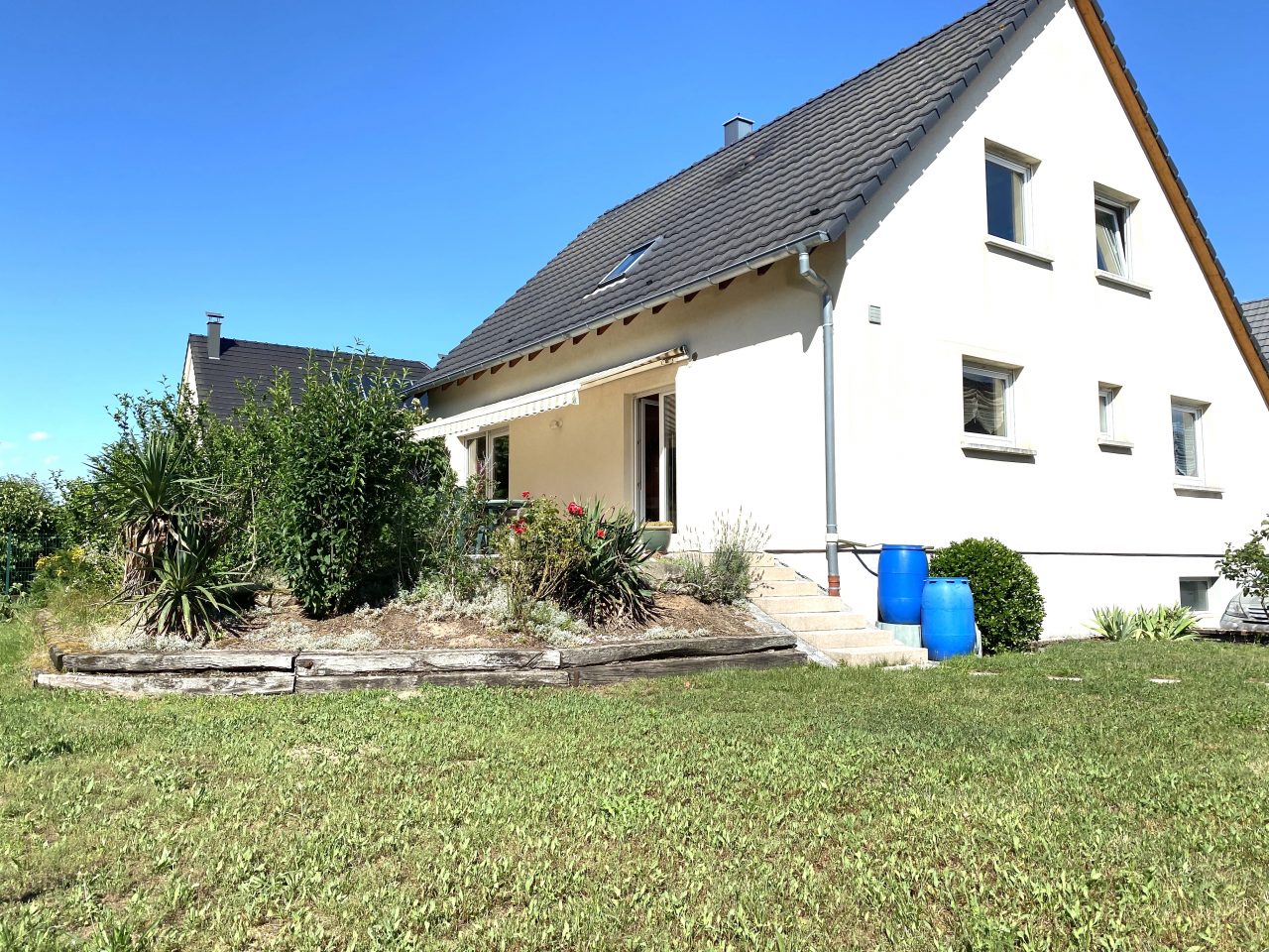 Haguenau, belle maison 7 pièces, terrasse, garage sur 5,4 a.