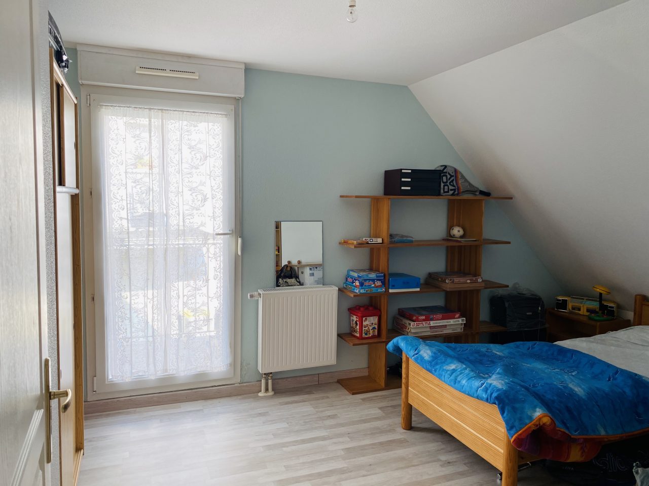 Haguenau, belle maison mitoyenne 5 pièces à 10 min à pied de la gare. Vidéos disponibles Haguenau, belle maison mitoyenne 5 pièces à 10 min à pied de la gare. Vidéos disponibles