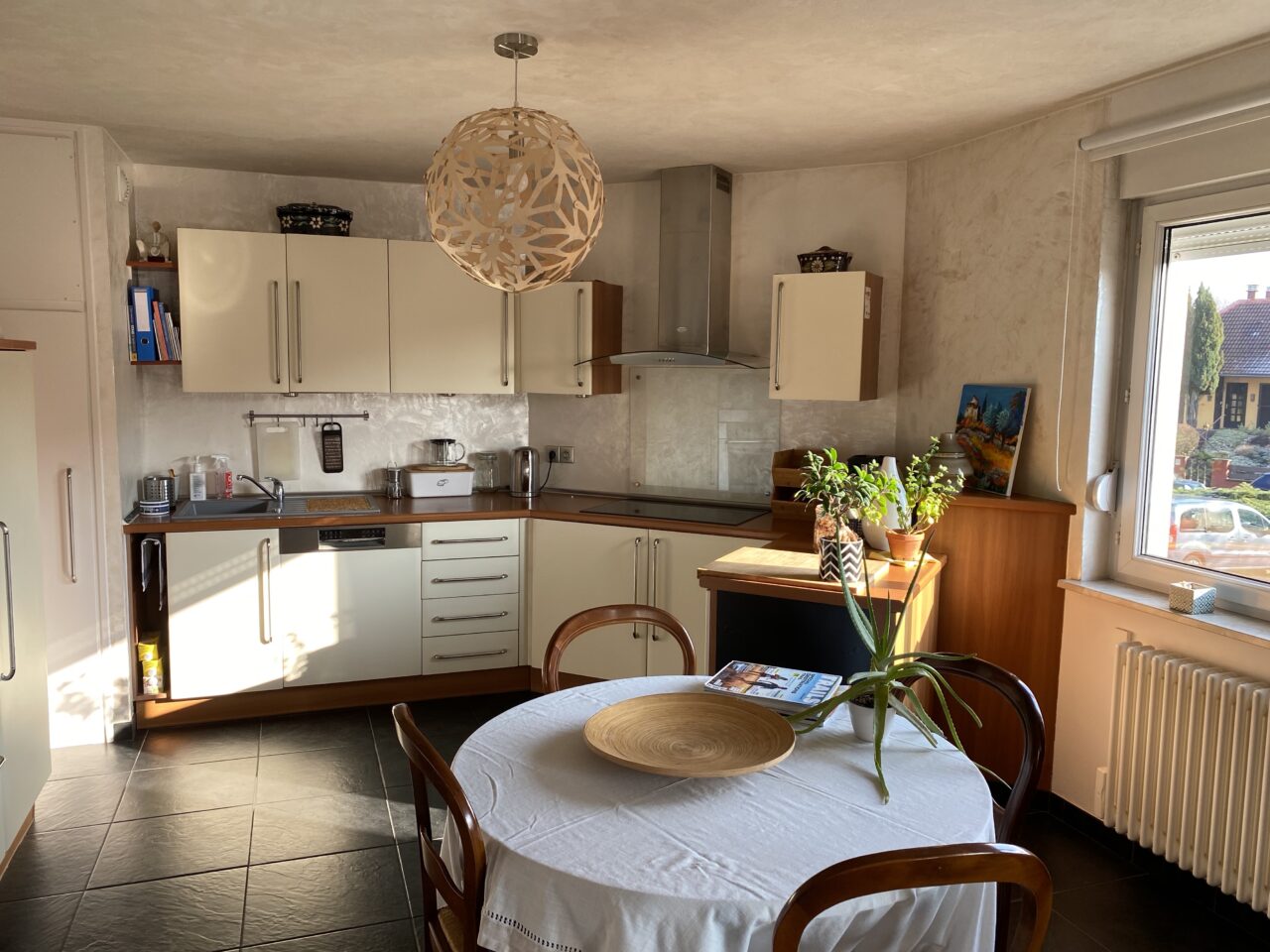 Marienthal, très beau F4 de 87m2, balcon, 2 garages Marienthal, très beau F4 de 87m2, balcon, 2 garages